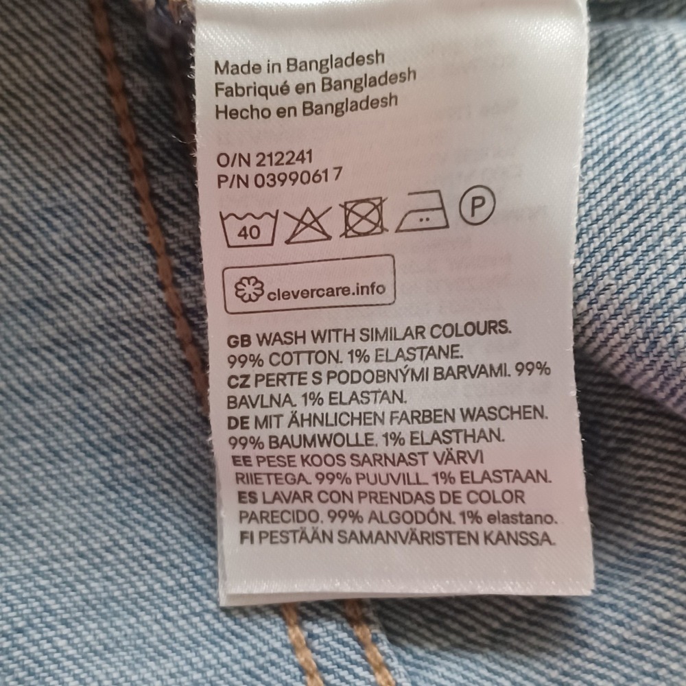 H&M‎ &Denim Light Wash Stretch Jacket US 12 Classic Trucker Style Preppy READ - Picture 7 of 8